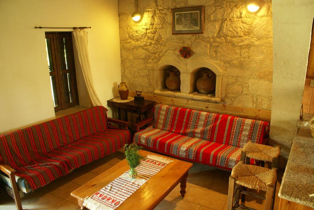 Loxandra Inn Kathikas Exterior foto